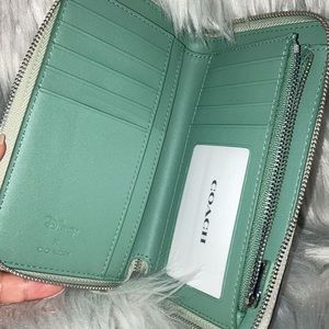 Coach X Disney Princess Tiana Wallet